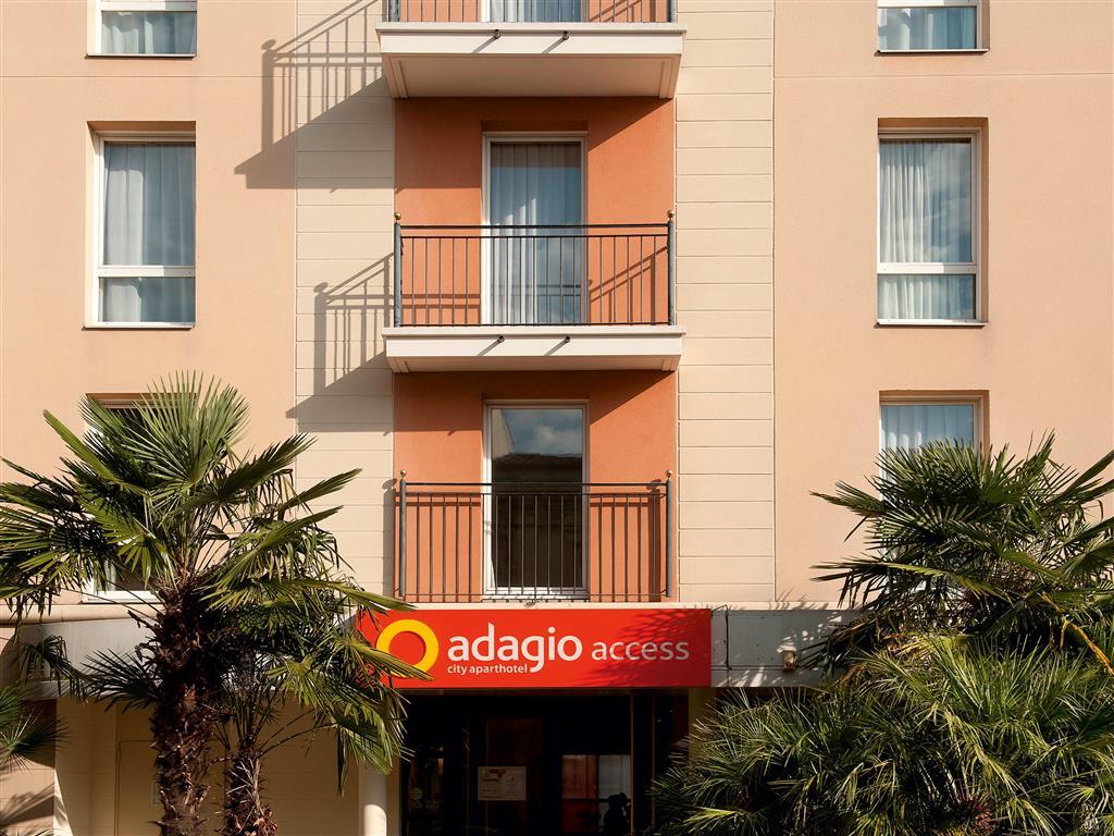 Aparthotel Adagio Access Bordeaux Rodesse Bagian luar foto